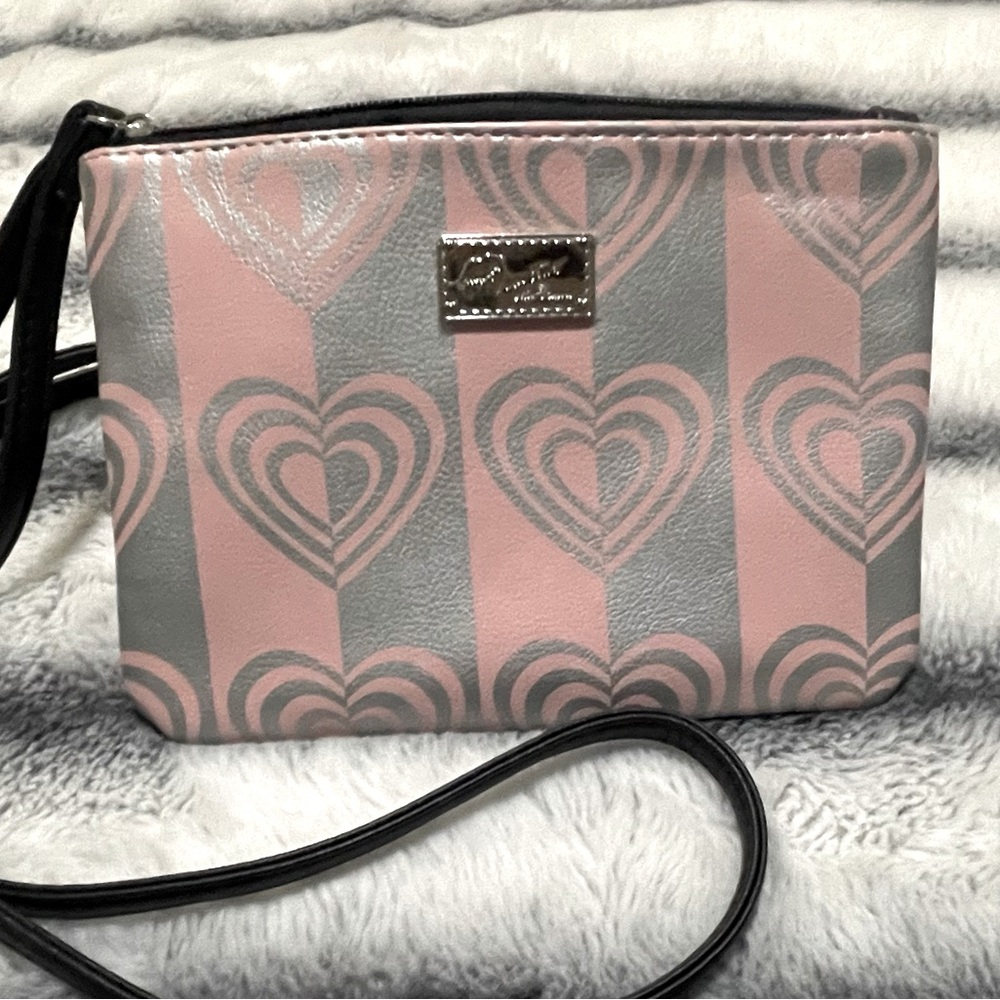 Luv BETSEY by Betsey JOHNSON-Pink Silver Heart Pattern-Wristlet/Crossbody Bag